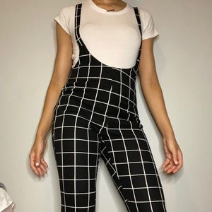 Black and White Jumper